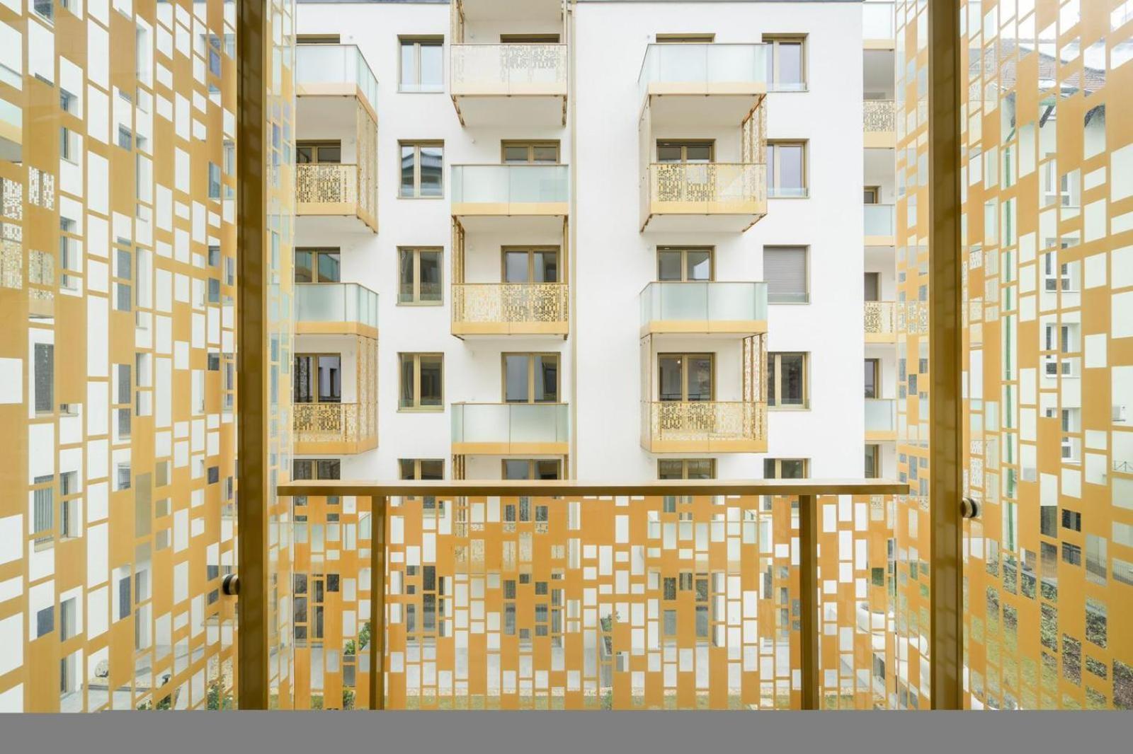Comfort Court Apartment - Free Parking, Balcony Budapest Ngoại thất bức ảnh